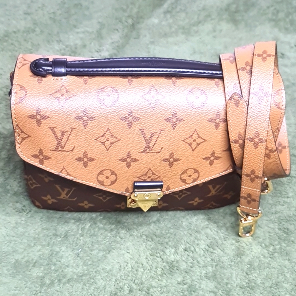 Auth 2019 LV Metis Reverse Monogram. - Picture 11 of 13